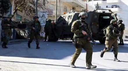 Tentara Zionis Serang Tepi Barat, Puluhan Orang Palestina Terluka