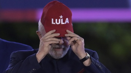 Brazil: Lula maintains lead over Bolsonaro in new poll ahead of Oct. vote