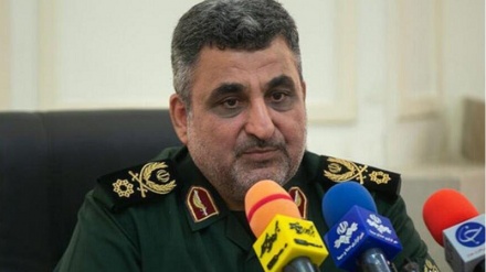 Difesa: Iran e Russia: siglato accordo per la consegna dei velivoli militari