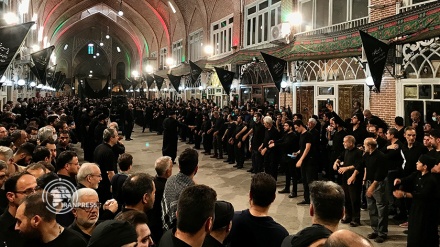 (FOTO) La sera di Ashura a Tabriz - 1