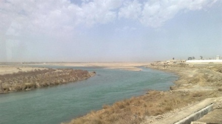کاظمی قمی خبر داد: آب رهاسازی شده از سمت ‎افغانستان وارد 