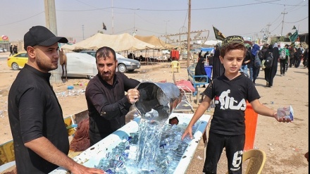پذیرائی از زائران اربعین در عراق