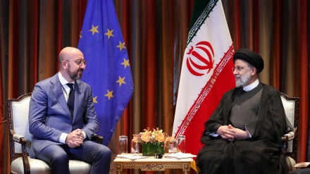 イラン大統領「イランは保証を求める権利あり」、EU関係者との会談で