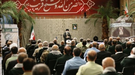  بیانات رهبر معظم انقلاب اسلامی در دیدار فرماندهان و رزمندگان دفاع مقدس 