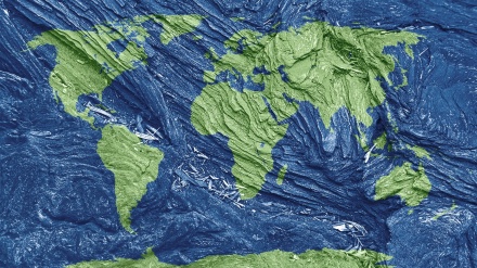 Bota me shumë pole dhe Perëndimi i cili nuk ka vlerë