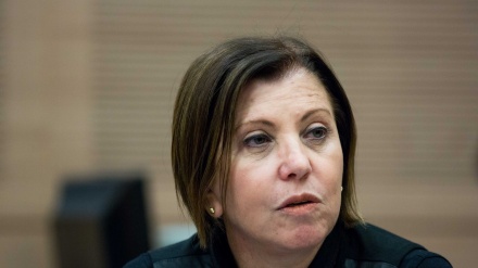זהבה גלאון: קוראת ללפיד להיפגש עם אבו מאזן