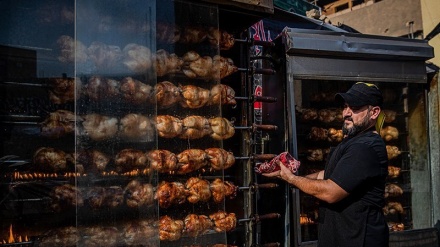 Mokeb-Mokeb Warga Irak Layani Peziarah Arbain dengan Gratis (1)