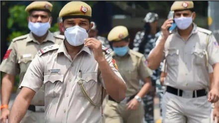 পিএফআই’র ওপর নিষেধাজ্ঞার পর সতর্ক দিল্লি পুলিশ, স্পর্শকাতর এলাকায় মহড়া   