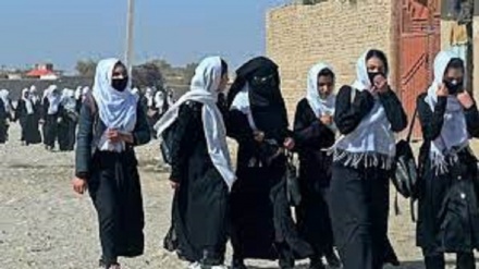 درخواست یونیسف از دولت طالبان در افغانستان برای بازگشایی کامل مدارس دخترانه 