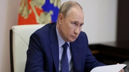 Путин  янги Россия ташқи сиёсати доктринасини имзолади
