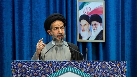 Khatib Jumat Tehran: Armada 86 Tampilkan Iran di Hadapan Dunia