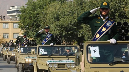Parade Angkatan Bersenjata Iran di Kermanshah dan Hamedan (1)