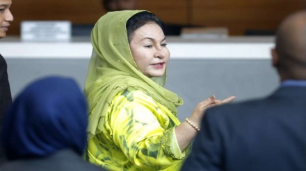 मलेशिया के पूर्व प्रधानमंत्री की पत्नी को 10 साल की सजा, 97 करोड़ जुर्माना  