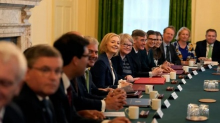 Inghilterra, Liz Truss, nuovo governo, fuori i fedeli dell’avversario Sunak 