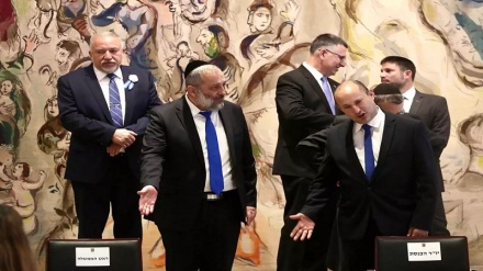 ליקוי המאורות מכה בפוליטיקה הישראלית