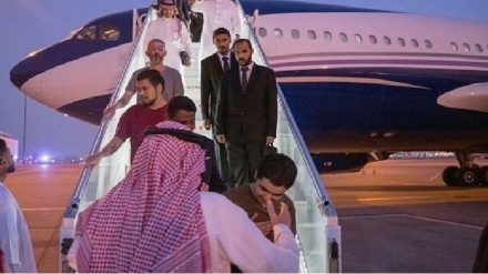 רוסיה שחררה 10 שבויי מלחמה זרים