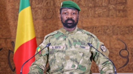 Mali: Poutine salue la Résistance de Goïta
