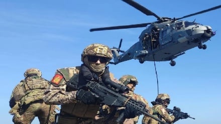 Spagna, esercitazioni militari con carri, artiglieria e batterie antiaeree