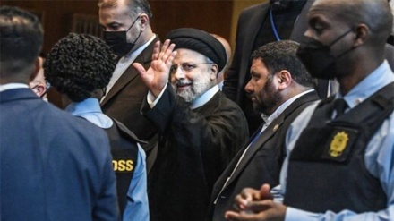 वीडियो रिपोर्टः तेहरान वापसी से पहले राष्ट्रपति रईसी ने की अमेरिकी मीडिया को एक ख़ास नसीहत