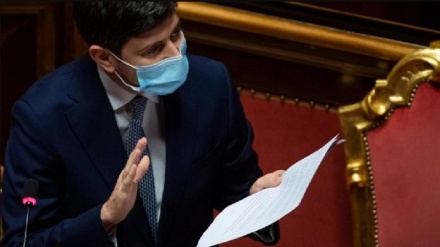 Italia, ministro Salute: tra 10 giorni i vaccini adattati per Omicron