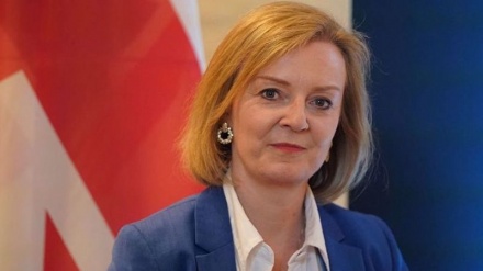 Londra promette più armi a Kiev