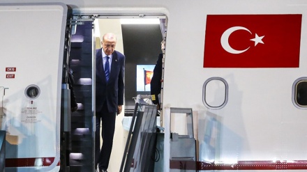 Erdogan nis turneun në Ballkan