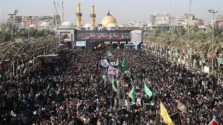 د اتیا هیوادونو د حسیني اربعین زیارتوال د عراق کربلا ته رسیدلي 