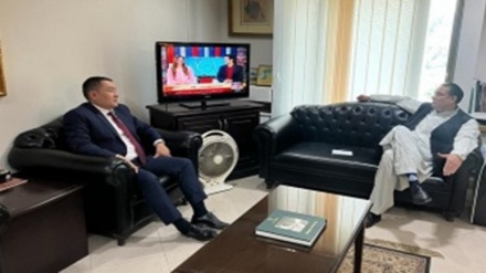 رایزنی مقامات قرقیزستان و پاکستان