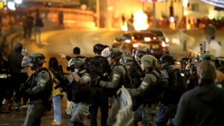 İşgal altındaki Kudüs'te Filistinlilerle Siyonist askerler arasında çatışma