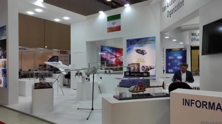 Shfaqja e arritjeve të Iranit në fushën mbrojtjes në ekspozitën në Baku