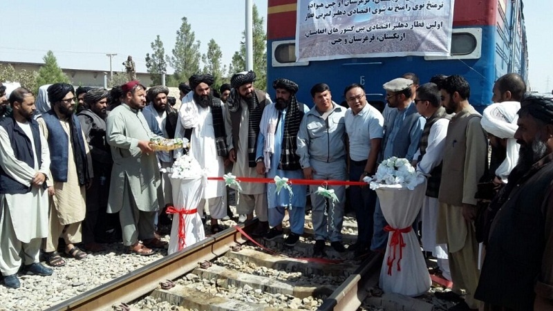 افتتاح دهلیز افغانستان - چین؛ اولین قطار از چین وارد حیرتان شد
