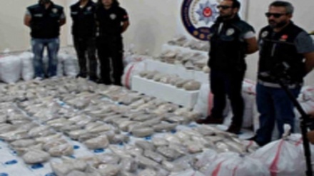 Mersin'de yaklaşık 100 kilo kokain ele geçirildi