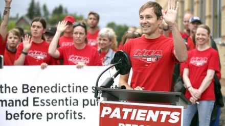 Mijëra infermierë zhvillojnë grevë në Minesota