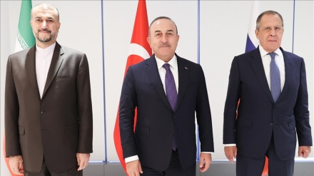 Takimi i përbashkët i ministrave të jashtëm të Iranit, Rusisë dhe Turqisë në Nju Jork