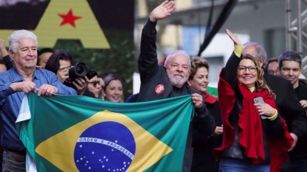 Lula widens lead over Bolsonaro ahead of Brazilian vote - poll