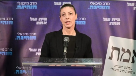 בסביבת מיכאלי זועמים: לפיד יודע שהאיחוד יקטין את הגוש