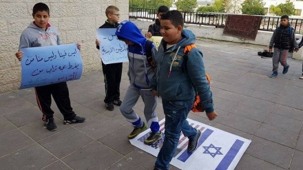 Malalamiko ya Wapalestina dhidi ya kuyahudisha mfumo wa elimu wa Quds 