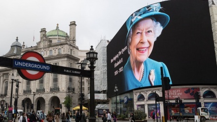 英女王の葬儀費用、60億ポンドの見込み