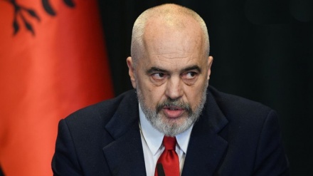 Tërheqja e kryeministrit të Shqipërisë kundrejt Iranit