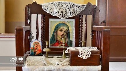   ܨܘܪܝܬܐ̈- ܡܢ ܥܘܡܪܐ ܕܡܕܝܢܰܬܐ ܕܐܒܕܢ