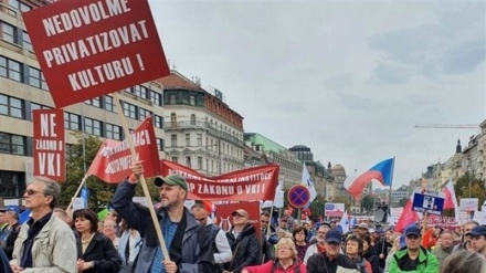 伊ローマで、対ロシア制裁と燃料費上昇への抗議デモが実施