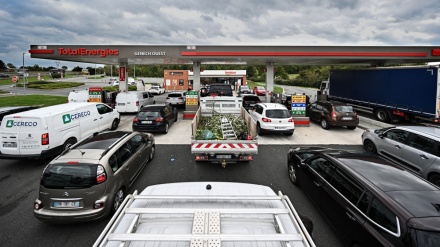 France taps into strategic fuel reserves amid prolonged refinery strikes