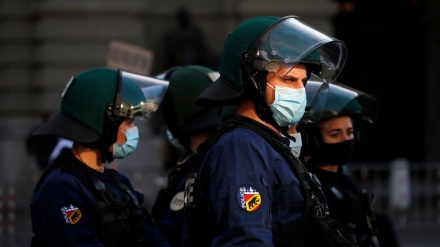 Polisi Swiss Tangkapi Para Perusuh di Depan Kedubes Iran