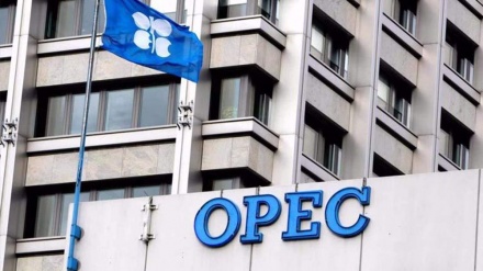 Keputusan OPEC+ Memangkas Produksi Minyak dan Reaksi Negatif Amerika