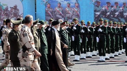De Ali Sər Komandani iştiroki,çı zabit ali təhsil mıəssisəon vadoey mərosimon dəvordıney