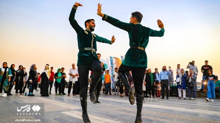 Festival der Einheit der iranischen Ethnien