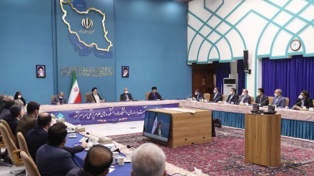 Rəyisi: İroni elmi baxşədə inkişofon iyən zumandətyon bois bıə ki deşmoni xəbisə planon, elmi mərkəzon no oroməti iyən be hərəkət kardey cəhəto bıbu.