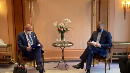 イラン外相、「我が国は戦争に強く反対」