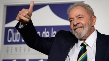 卢拉当选巴西新总统，与博索纳罗得票率相差不到2%