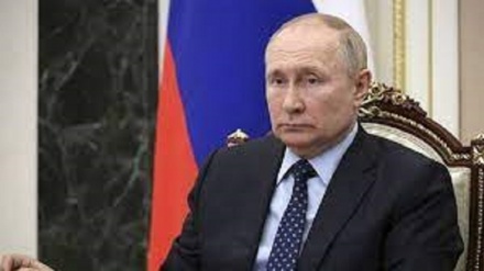 Putin: L'uso delle valute nazionali rafforza l'unità dei paesi